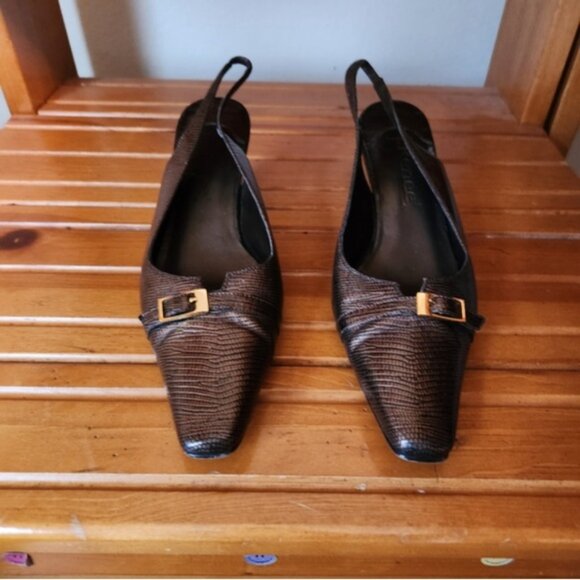 J Renee - Picture 2 of 5